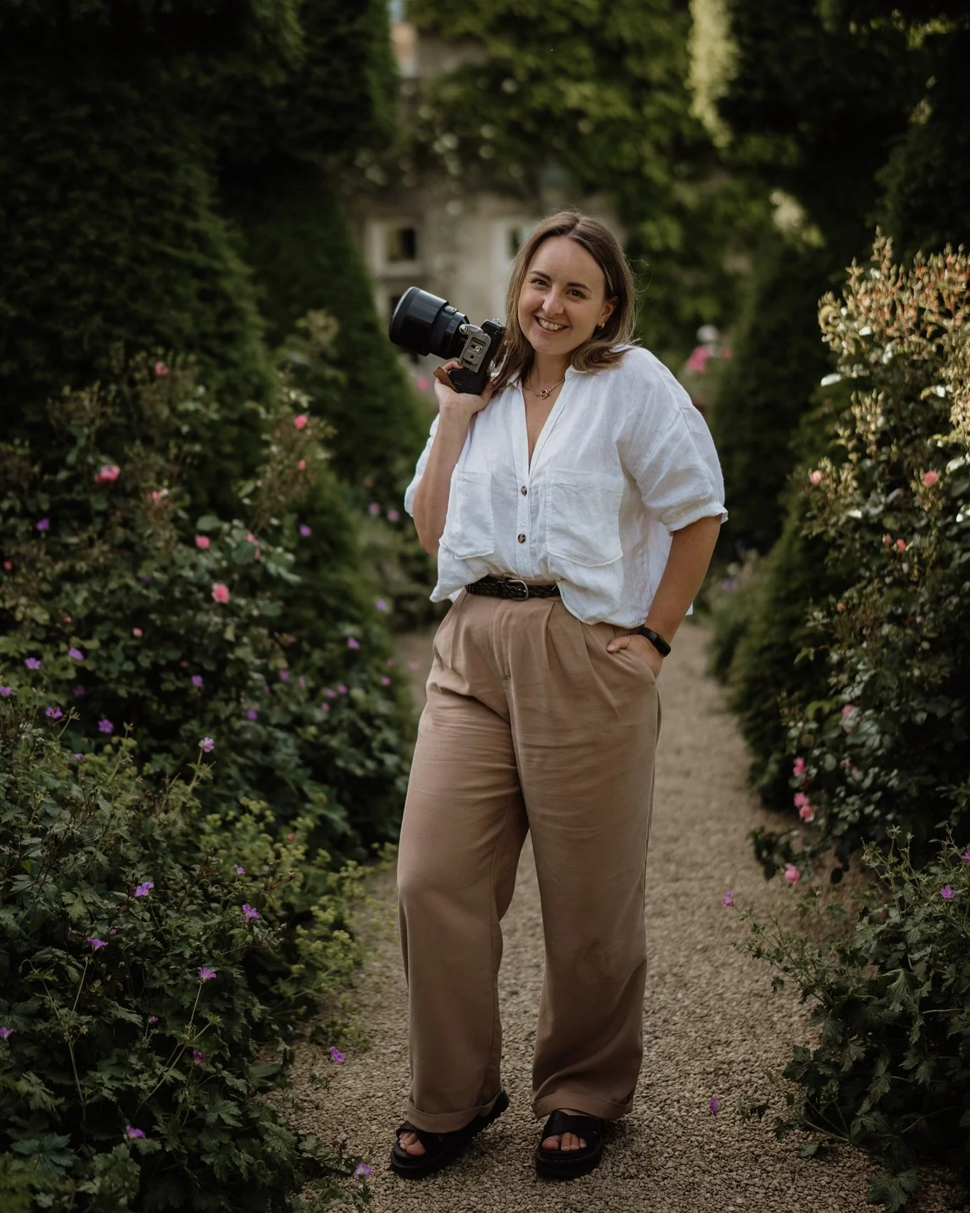 I absolutely HATE having my picture taken, so I can massively sympathise with all of my camera-shy couples who are nervous about the photos on their wedding day! 

But it&rsquo;s been a hot minute since I posted my face on the grid, so here I am! Mos