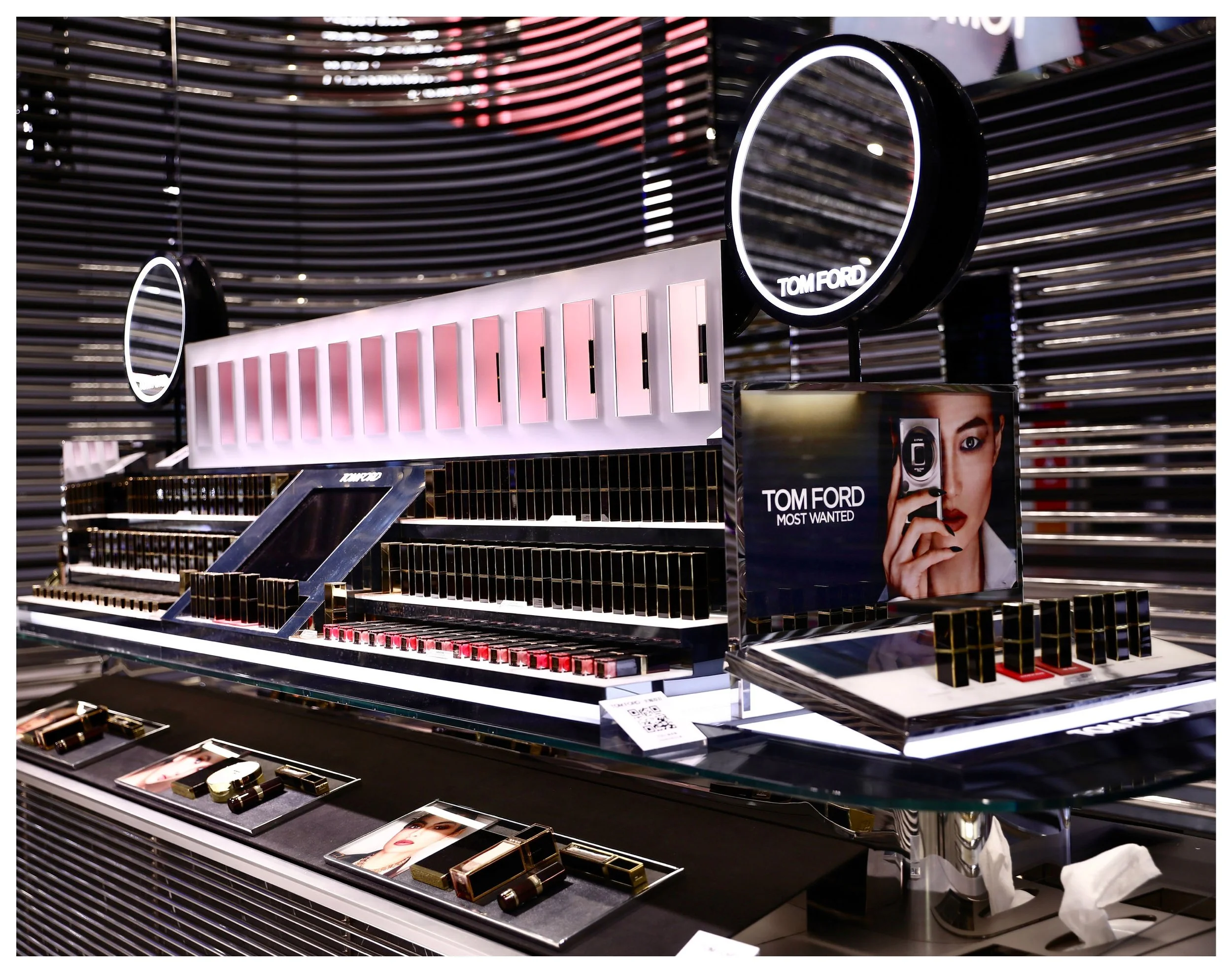 ro3gz Tom Ford Estee Lauder retail fixture engineering Bavaria