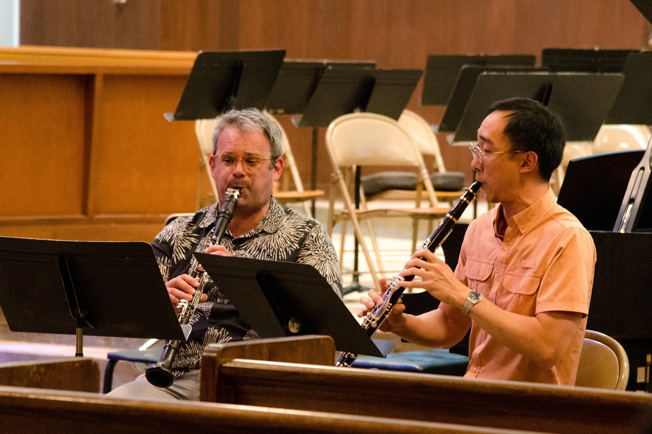#throwback to this past Spring: Clarinetlandia organized by @chatterpdx 

A short but fun orchestral excerpt lightning round with @jamestshields and @kaden_clarinet !

Photos by Phil Pasteris