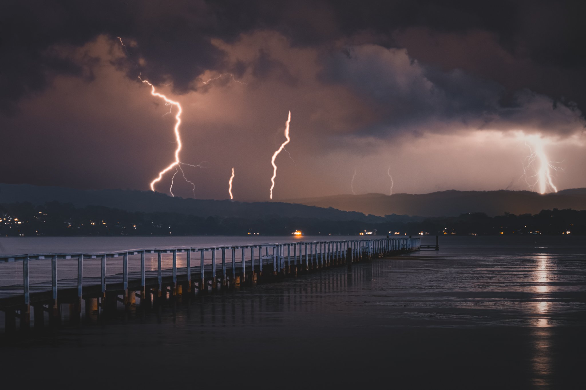 Long Jetty Lightning