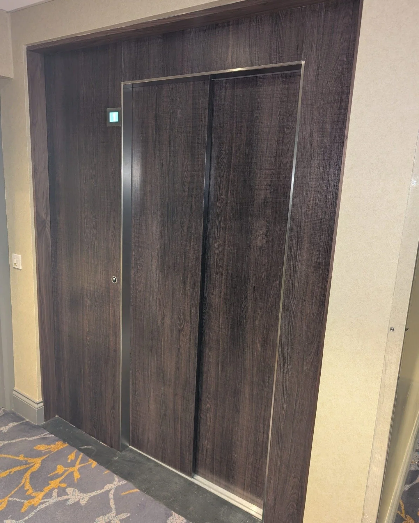 ⭐Wooden Textured Finished Vinyl applied to the elevators of Clandeboye Lodge Hotel⭐
💬 Contact us for a quote or a chat
📧 sales@vinylcutts.com
☎️ 02890 025787
