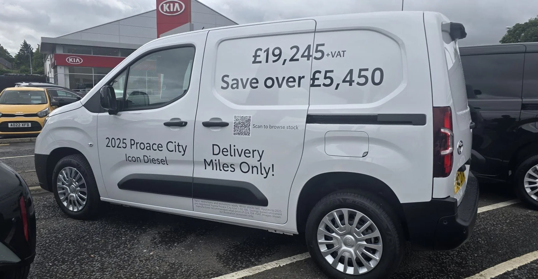 ⭐Toyota Proace Finance Decals for Charles Hurst Toyota - Boucher Road⭐
💬 Contact us for a quote or a chat
📧 sales@vinylcutts.com
☎️ 02890 025787