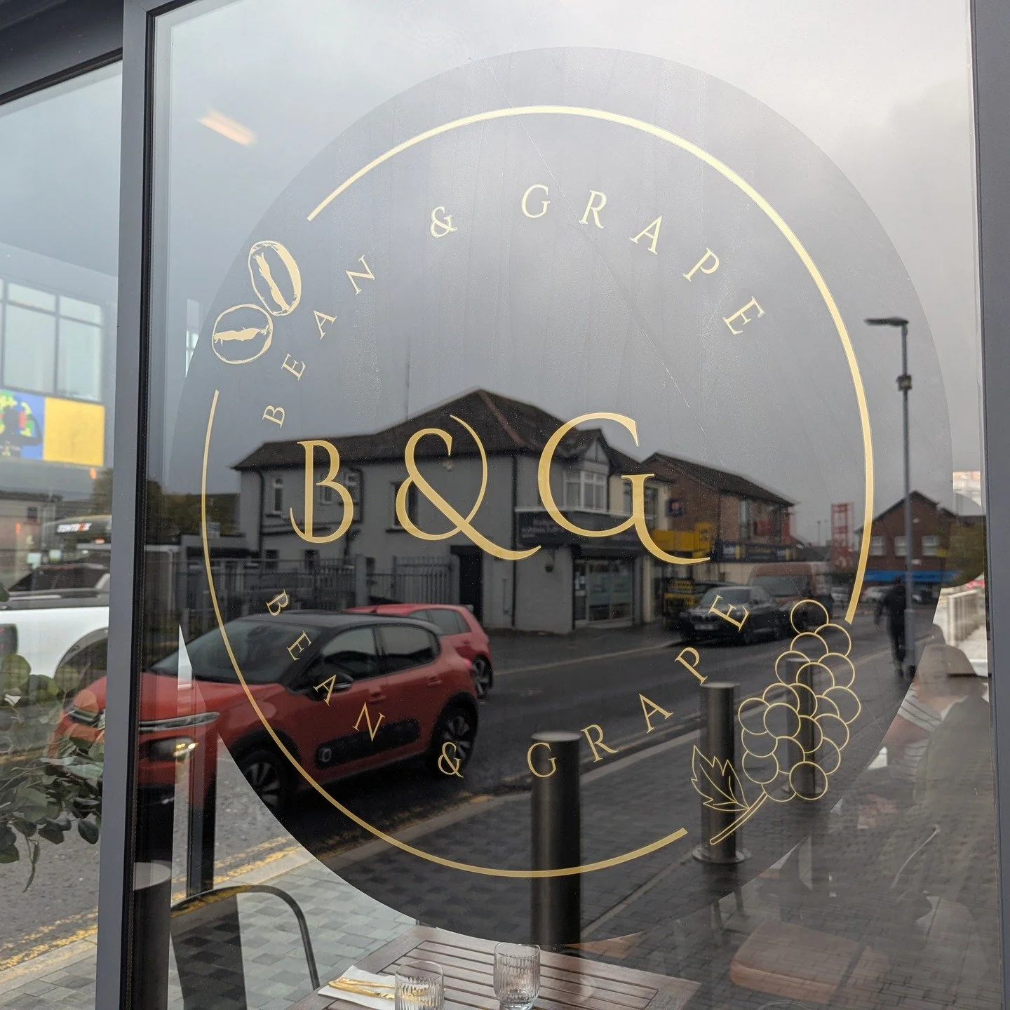 ⭐Window Graphics for Bean & Grape, Newtownabbey⭐
💬 Contact us for a quote or a chat
📧 sales@vinylcutts.com
☎️ 02890 025787