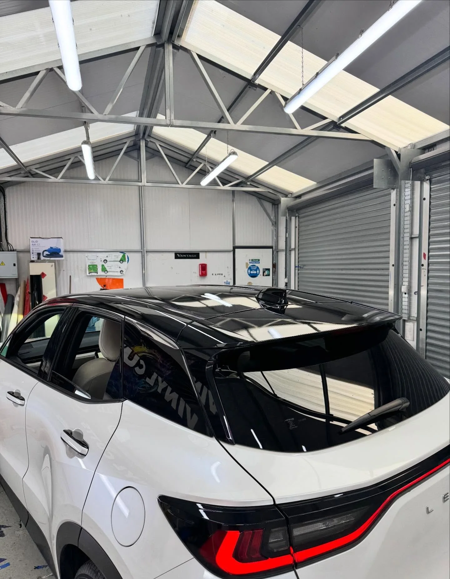 🚨 Another productive week transforming brands into bold, eye-catching visuals.

Here&rsquo;s what we delivered this week at Vinyl Cutts:

✅ Finance decals applied for Renault, Dacia &amp; Peugeot
✅ 3 Baileys Coffee machines fully wrapped ☕
✅ Top hal