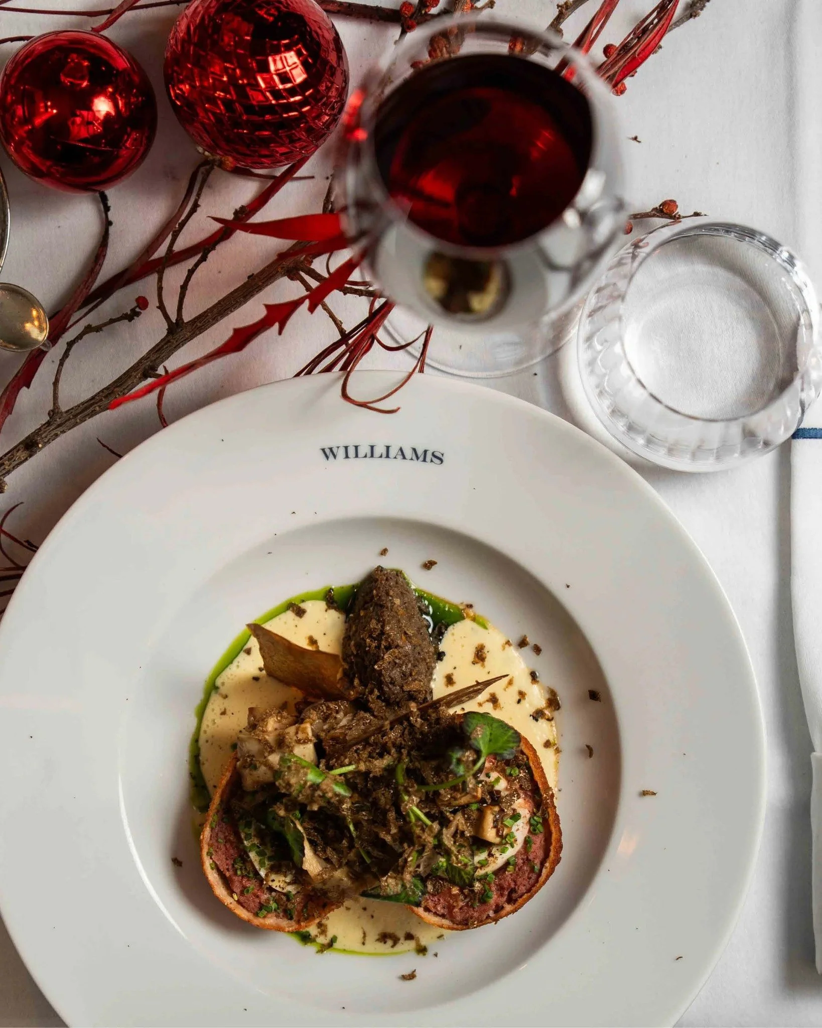 Our Scotch Egg Truffle comes deep fried and golden, wrapped in pork sausage, on beurre blanc with lavas oil, mushrooms and truffle duxelles, finished with fresh black truffle on top. A little festive luxury from the farmhouse. ✨ Book your Christmas t