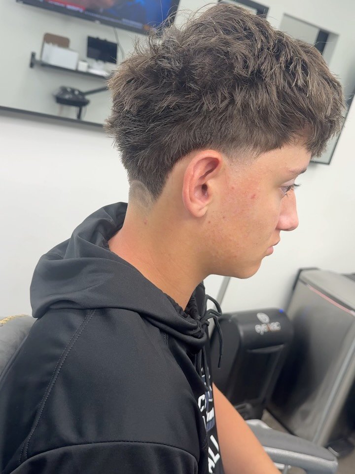 Book yours today #cashcuts #gilbertbarber #thecollab