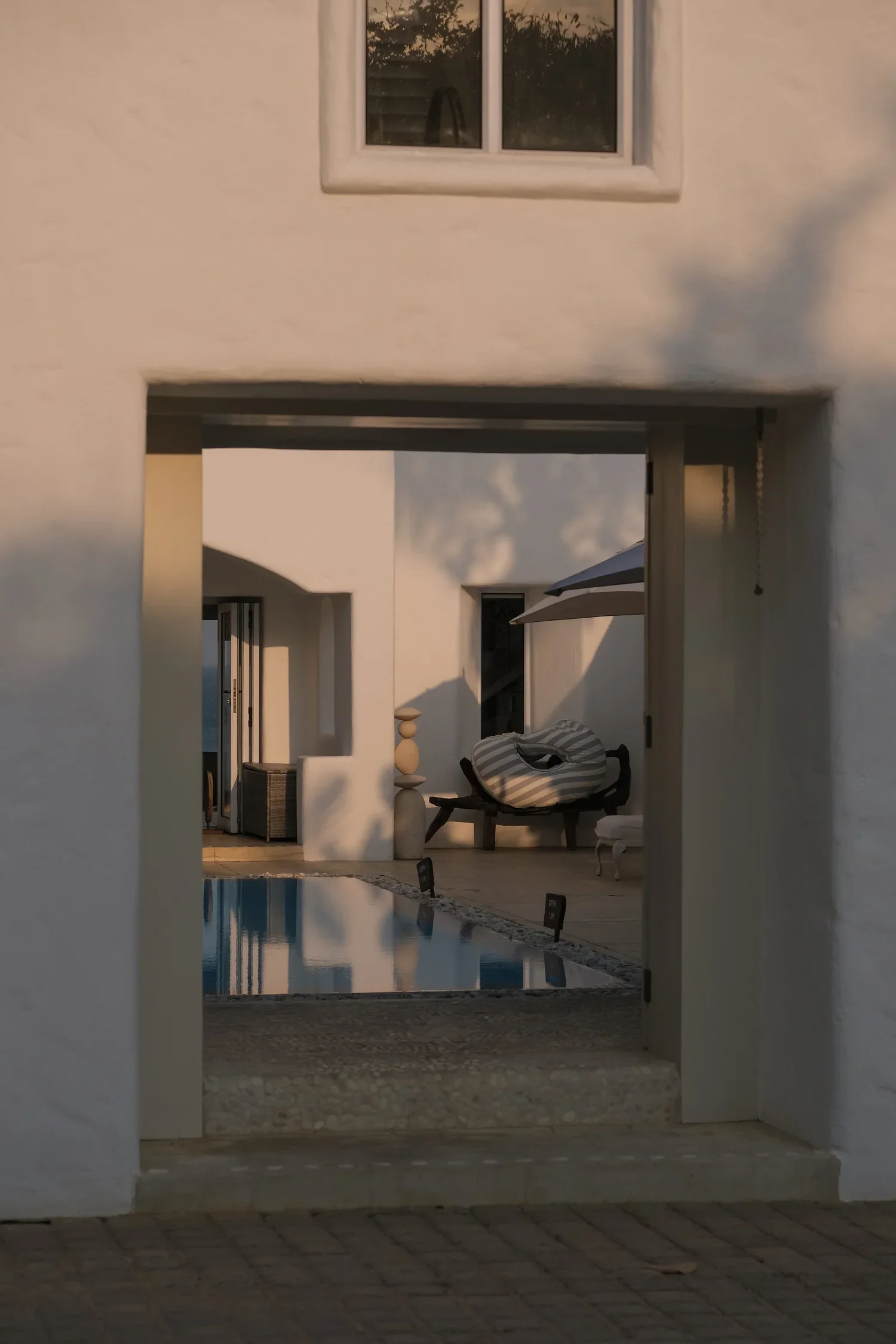 Daniela+Canny+x+Santorini4.webp