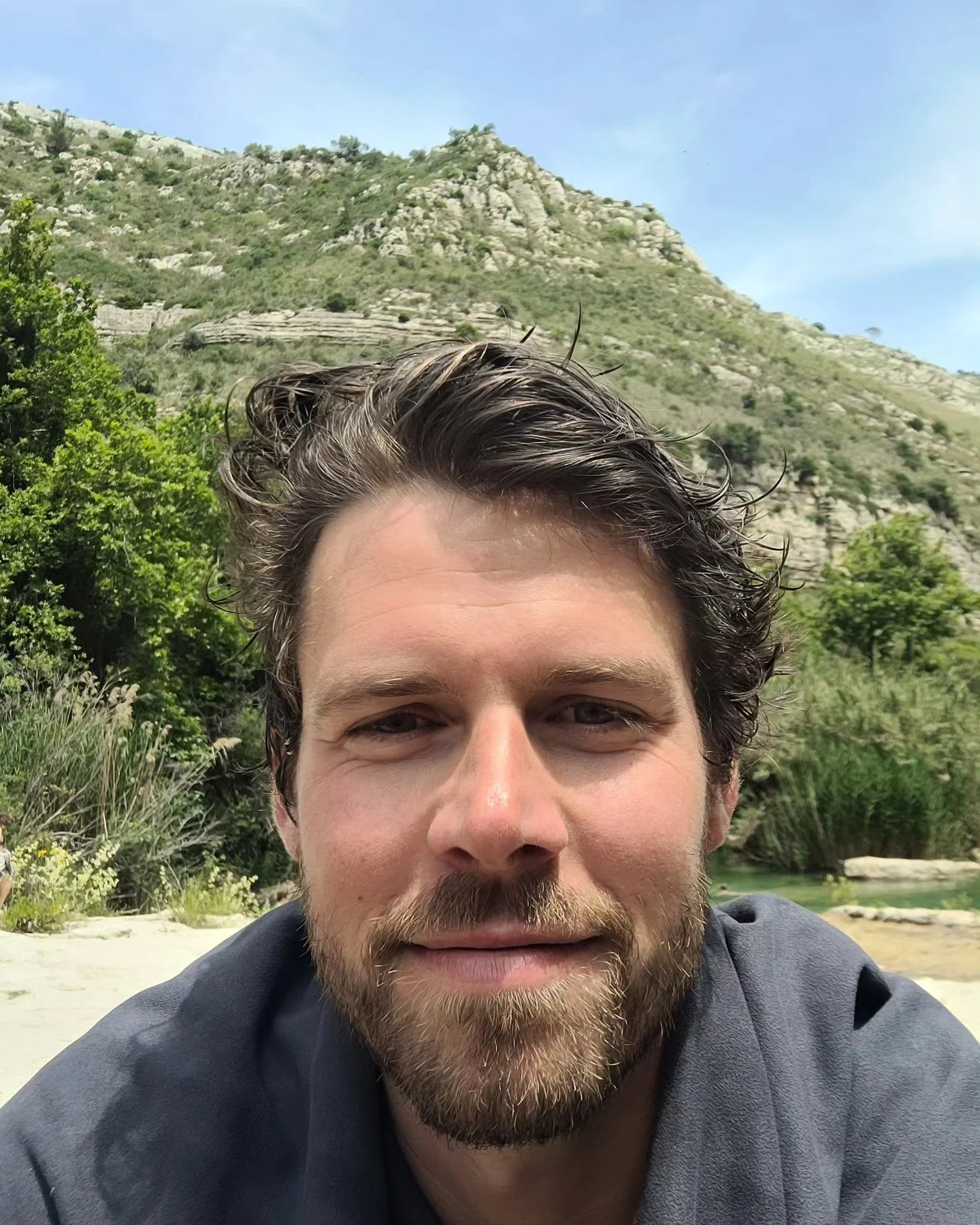 Check-list du week-end sicilien : 
✅️ Vins
✅️ Sp&eacute;cialit&eacute;s locales 
✅️ Negroni 

Et dans n'importe quel ordre 😃

Et toi, t'as coch&eacute; quoi ce week-end ? 

#sicily #wine #negroni #food #nature