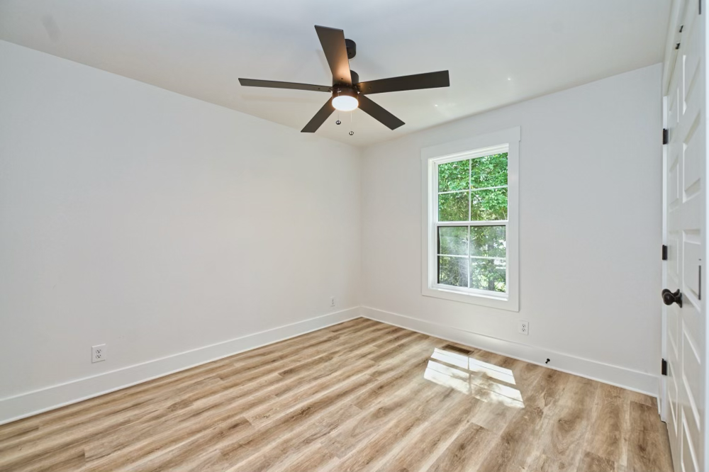 2253 Angus Blvd-55.png