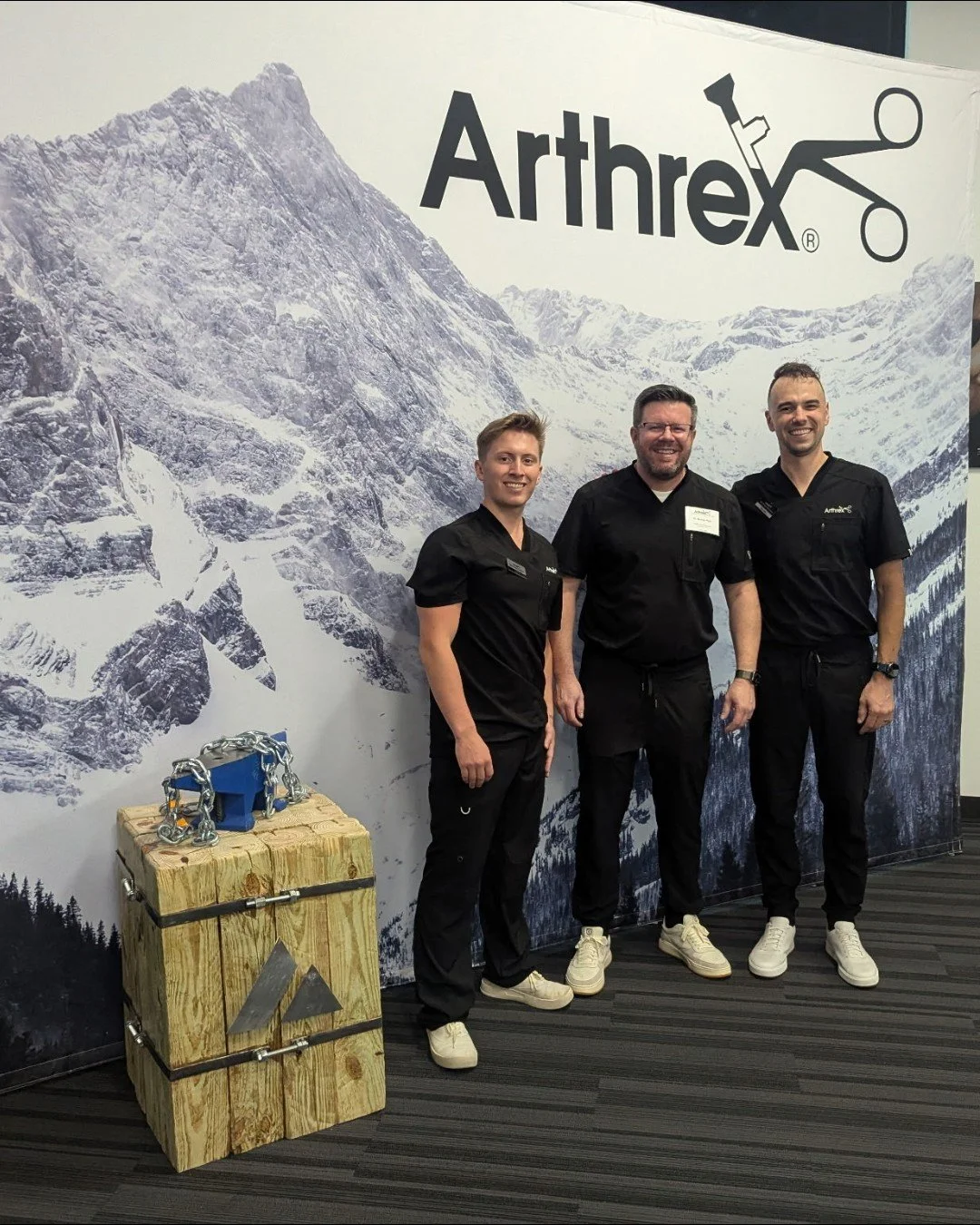 Surgeons gathered for an intensive course focused on the latest in minimally invasive techniques—from bunionectomy and calcaneal osteotomies to cheilectomy and Achilles repair. With expert-led lectures and hands-on cadaver lab training, partici