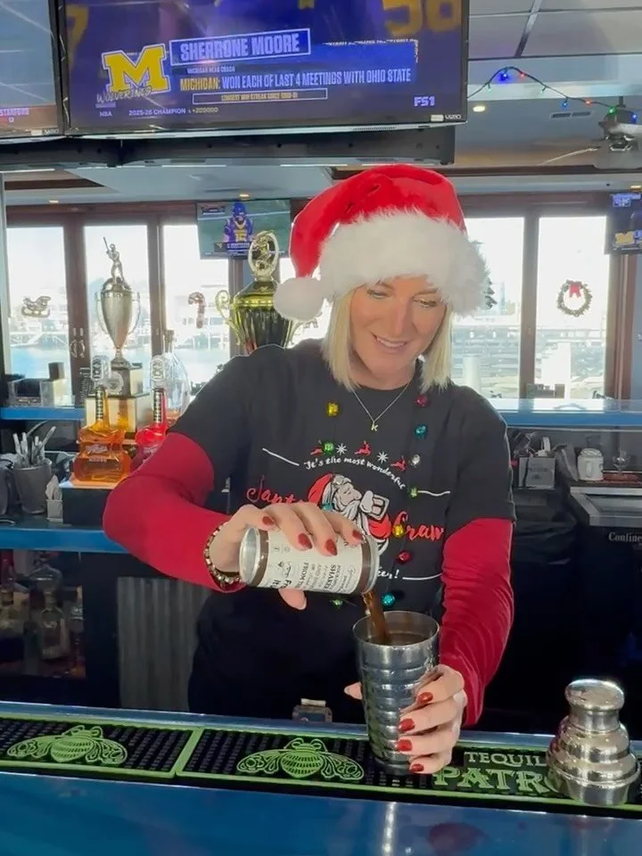 Awesome time yesterday at the Santa Crawl! 🎅 Thanks to all who tried Let&rsquo;s Be Frank and to @harrisonbevco for a great event! 🍸✨