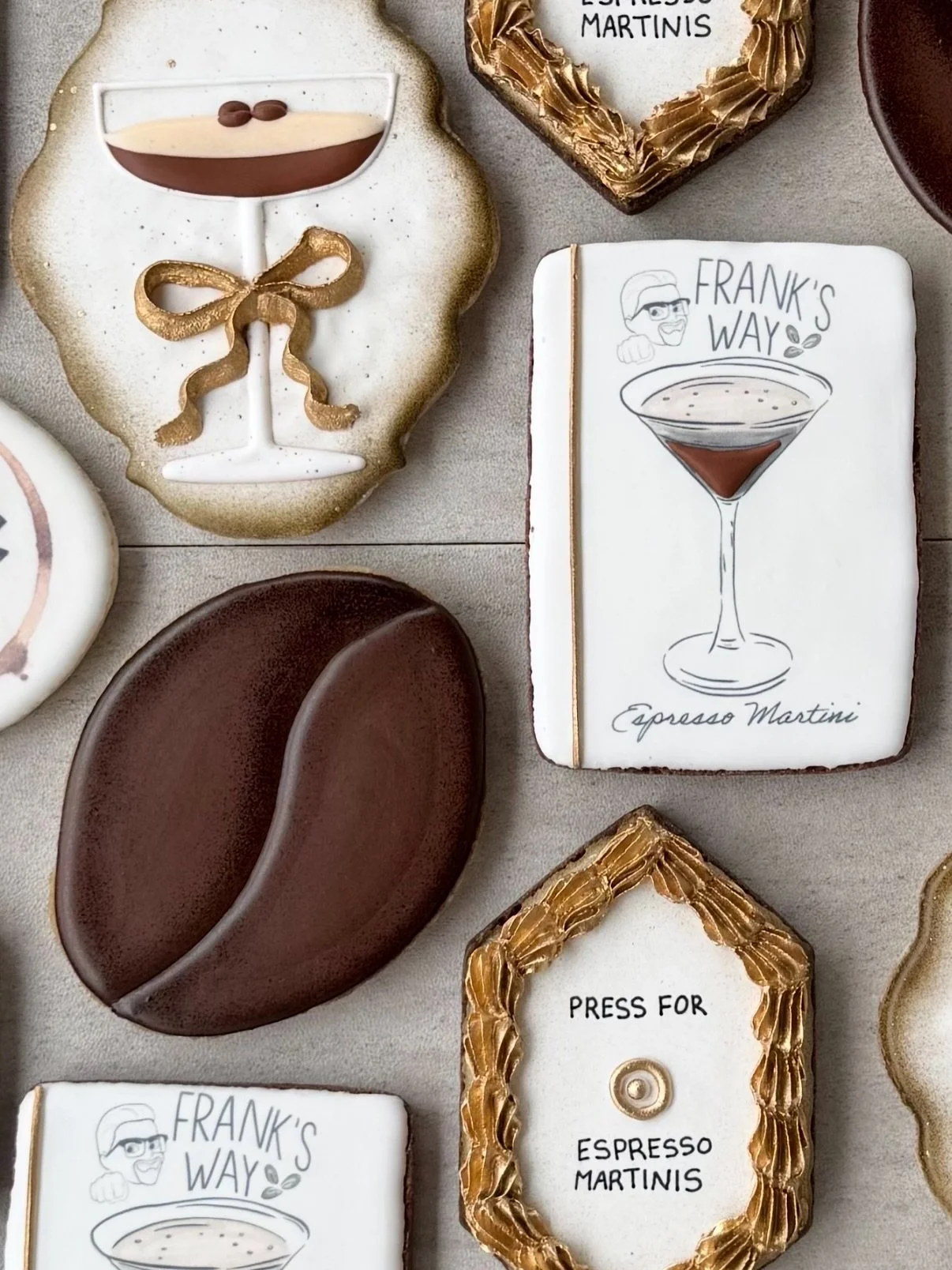 Let&rsquo;s Be Frank - these looked too pretty to eat! Thank you Brightside Bakery (@brightside.bakery) for adding some extra sweetness to this weekend&rsquo;s event 🍪🍸 Hit them up for your all your decorative cookie needs!