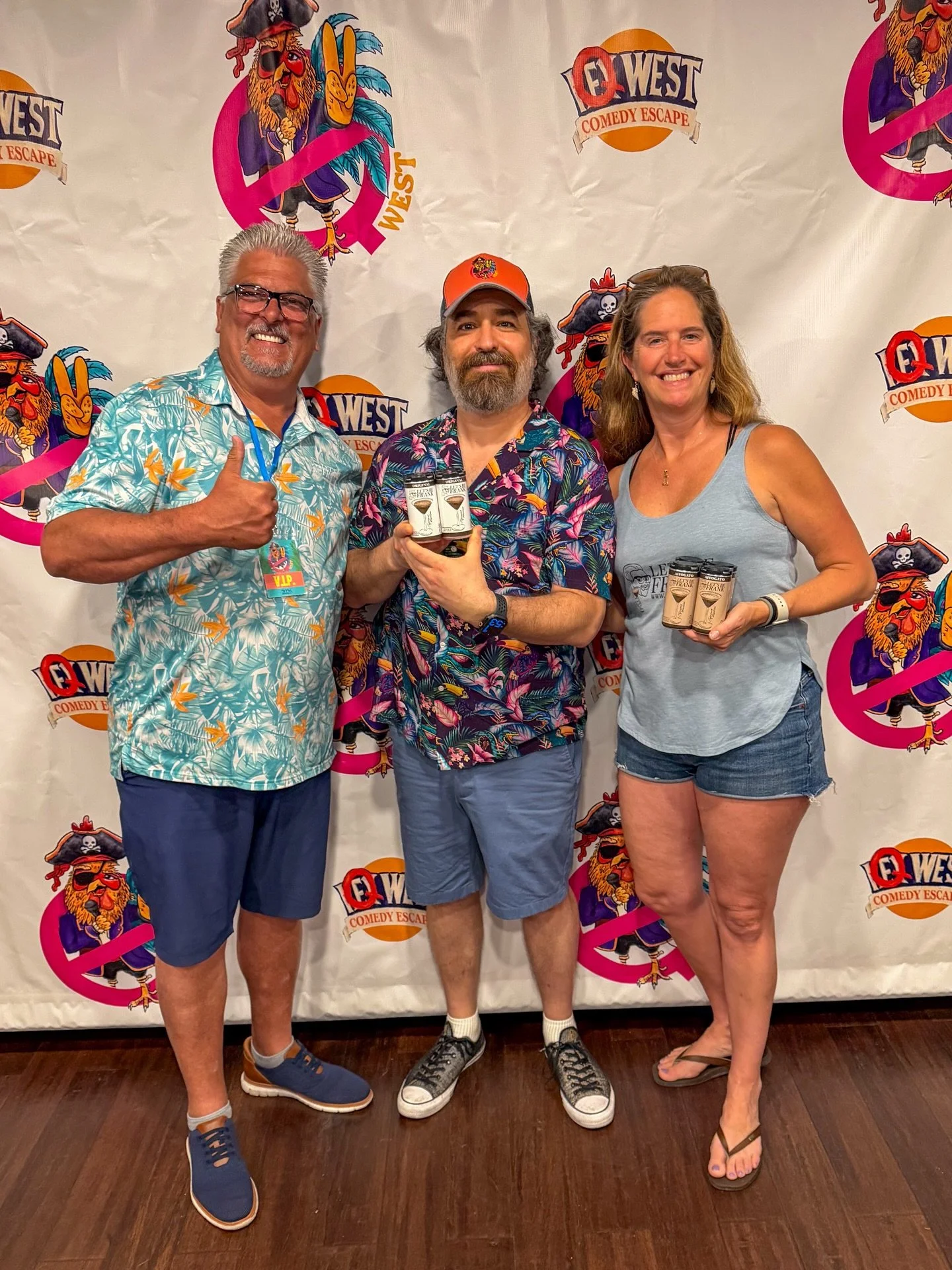 Live from Q West Comedy Fest! 🎤🌴 Q knows it&rsquo;s no impractical joke - comedy hits harder with a Let&rsquo;s Be Frank espresso martini 🍸