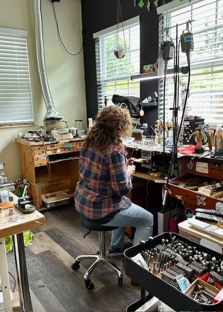 Ep 87: Laney Clark - The Girl with the Saw: Lessons from 35 Years at the Bench