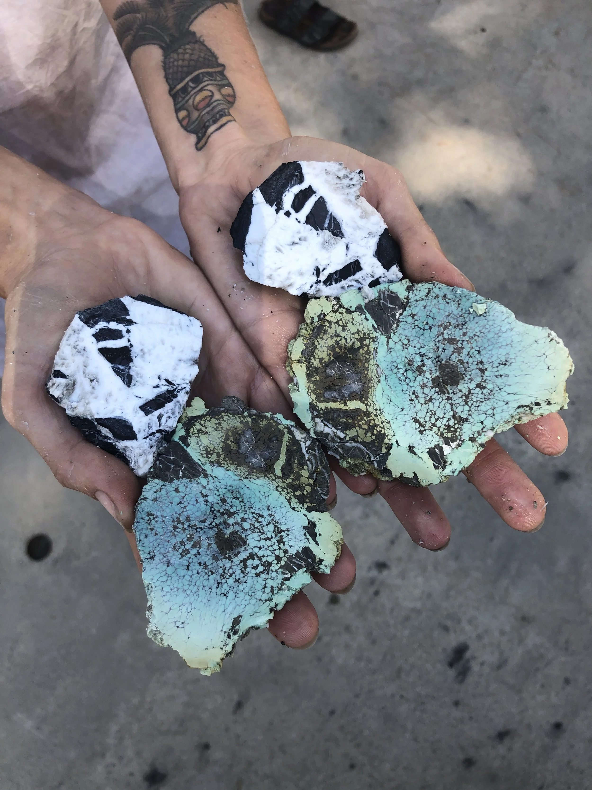 Ep 101: Leora Coronel - Cutting River Stones &amp; Making Jewelry with a Sense of Place