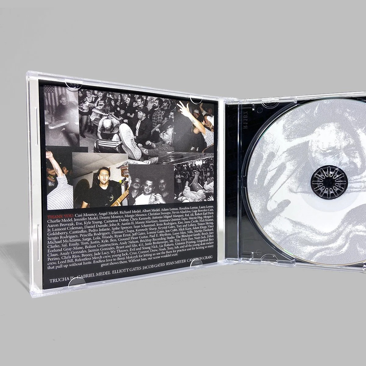 TRUCHA_CD-INSIDE.jpg