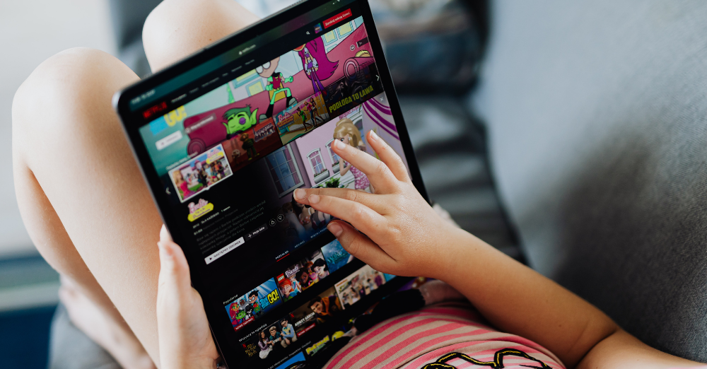 Smart Screen Time: Simple Boundaries for a Healthier Summer