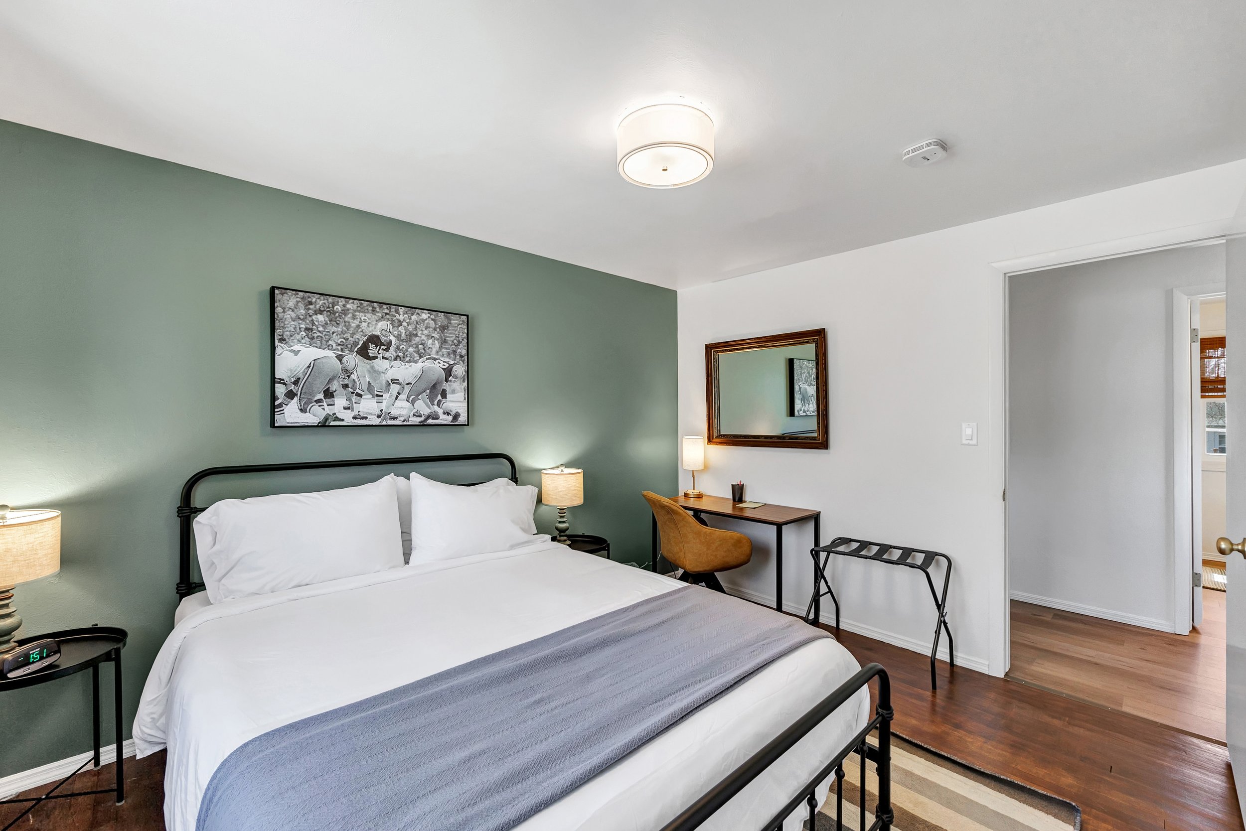 Misc Bedroom(3).jpg