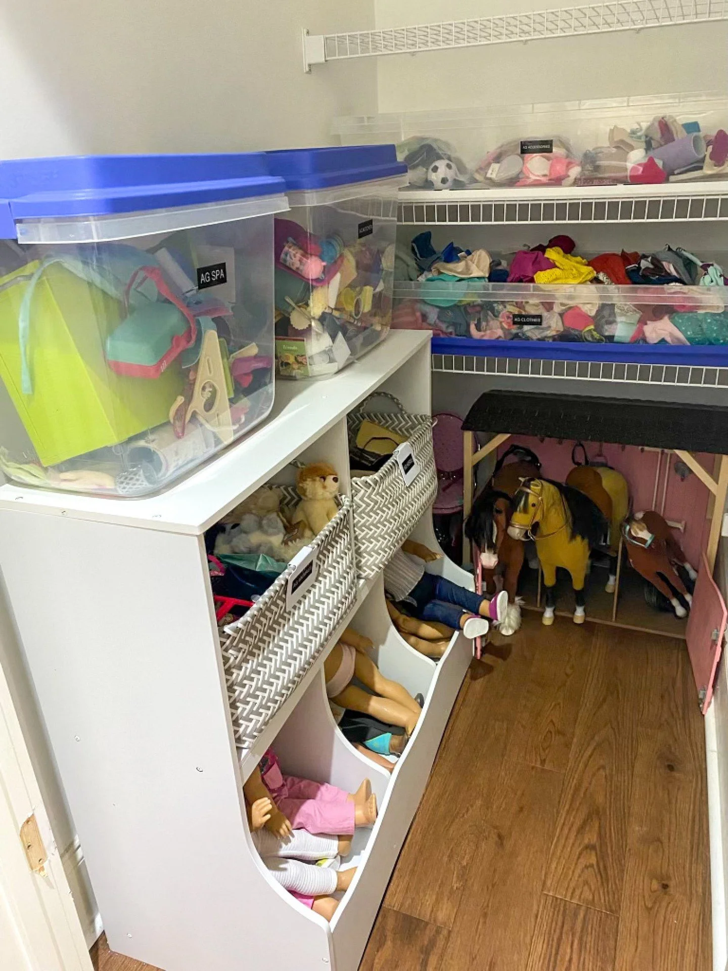 Turning toy chaos into closet peace!  From dolls to dress-up, we can transform your systems for neatly stored toys and make sure your kids are ready for playtime. A tidy space means more room for imagination to grow! 
*
*
*
*
*
#homeorganization #hom