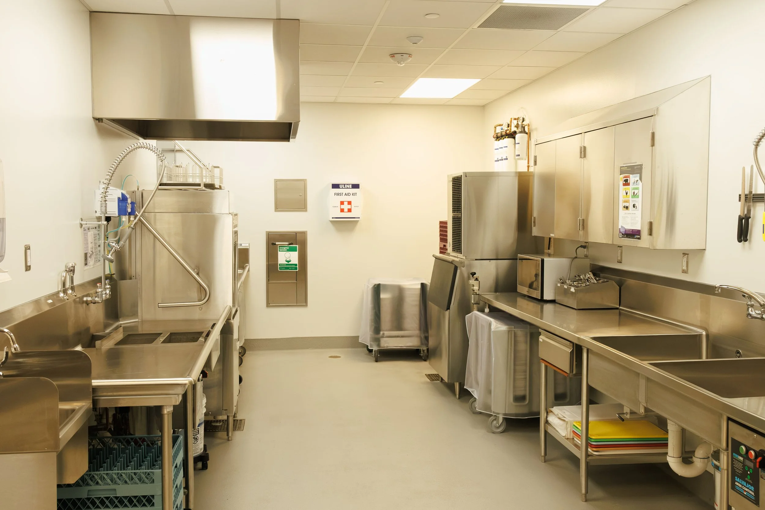 a photo of the RiverPlace commercial kitchen