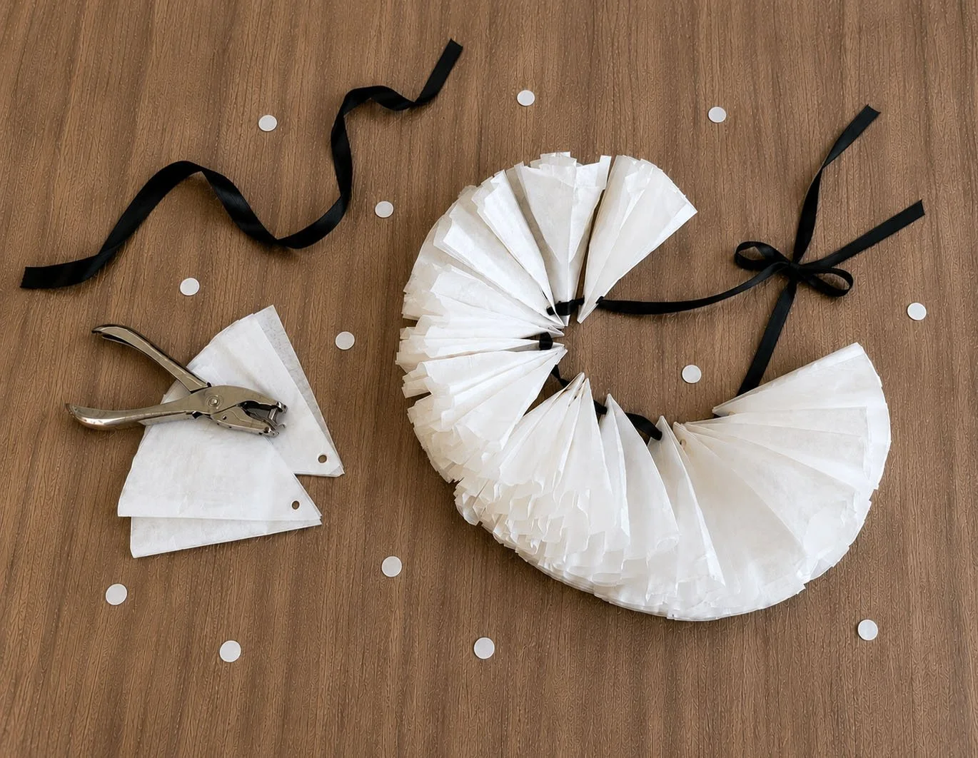 Free Crafts for Kids: Shakespeare's Paper Ruffles