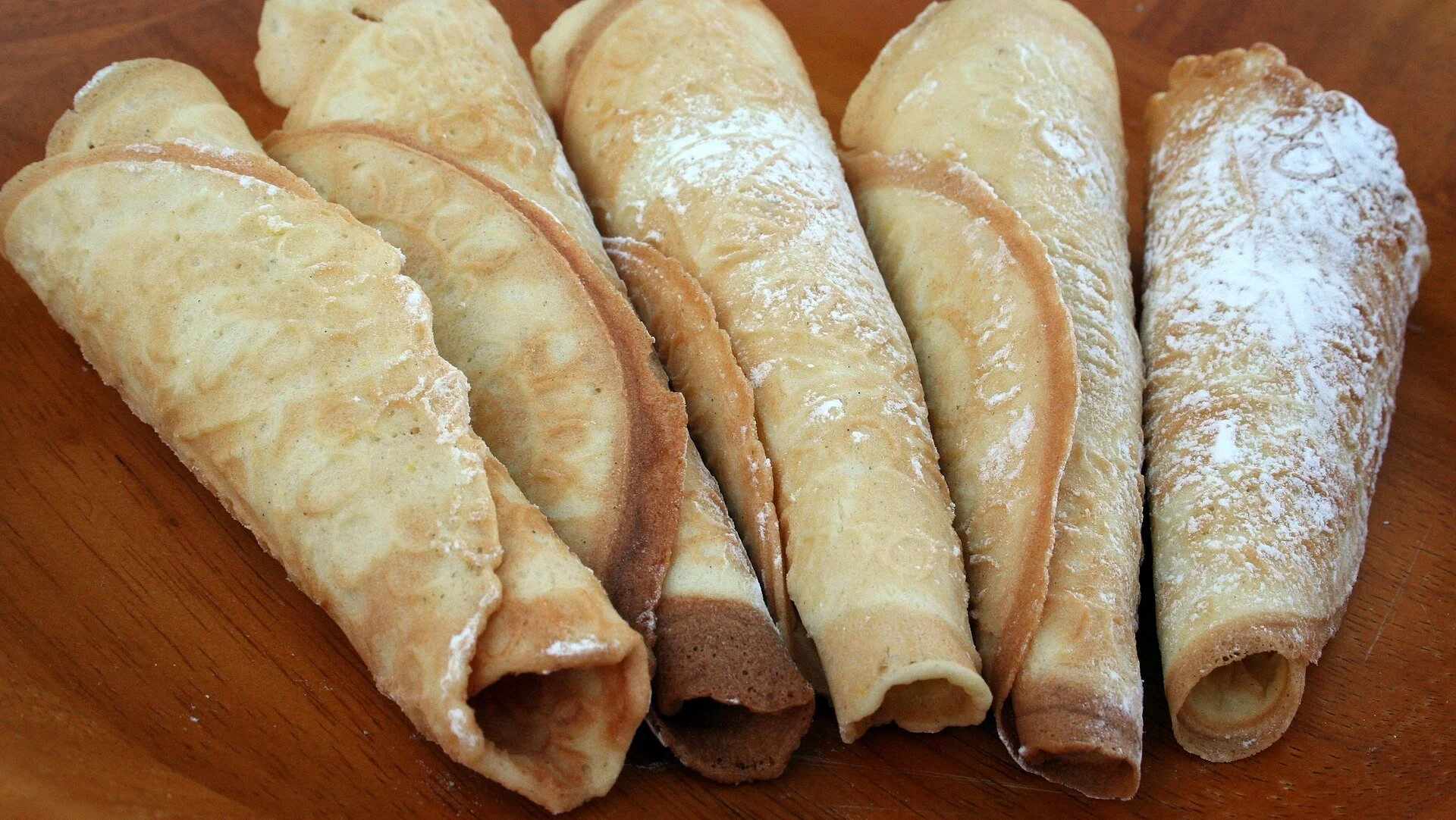 a photo of krumkake dessert
