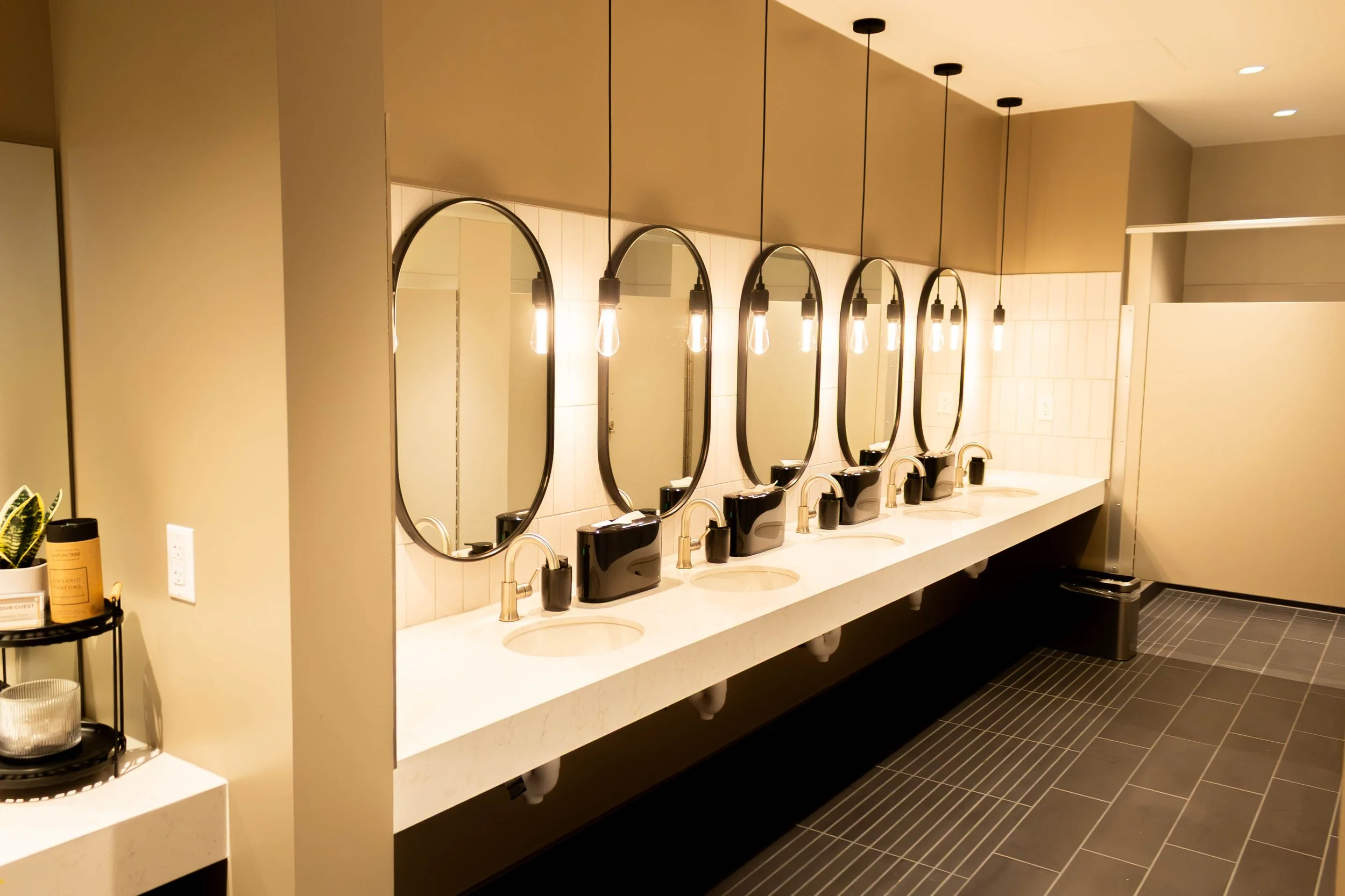bathroom at RiverPlace