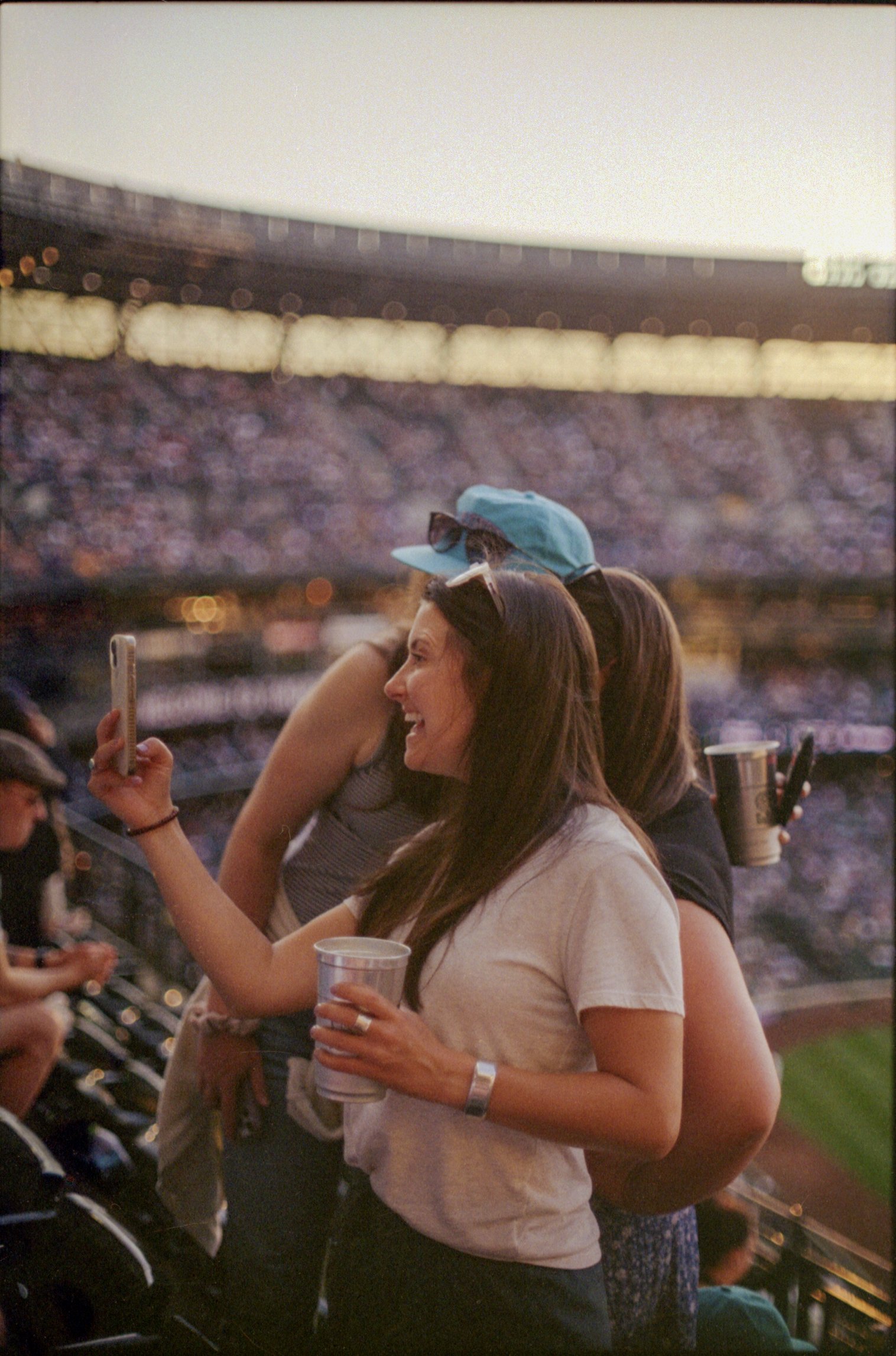 minolta_x700_kodak_gold_200_079.jpg