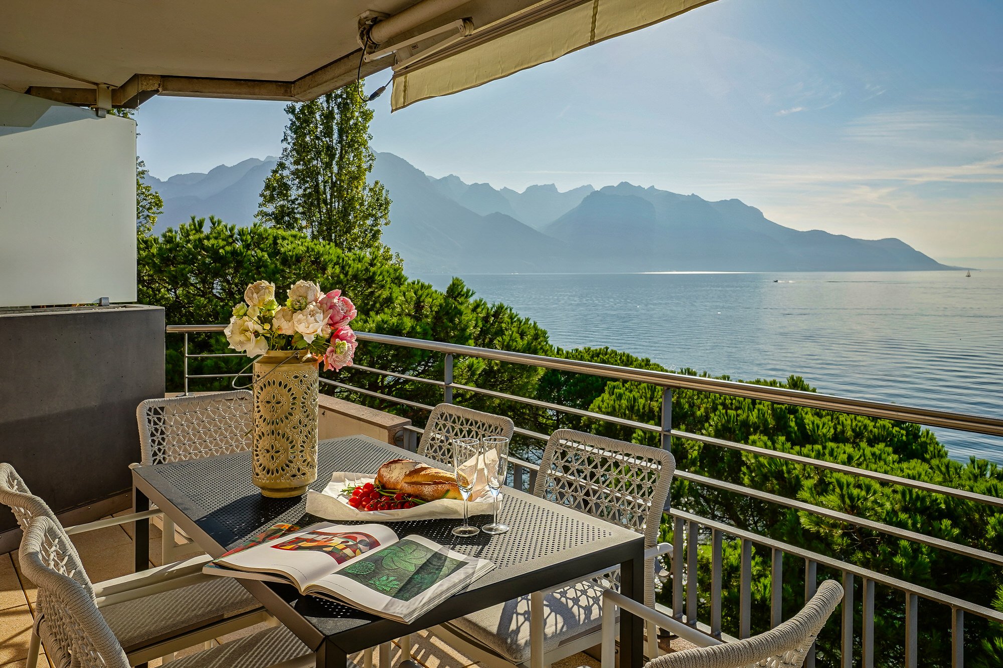 Appartement_Luxe_Montreux_Vaud_Switzerland_Krivenkova_LLK00014.jpg