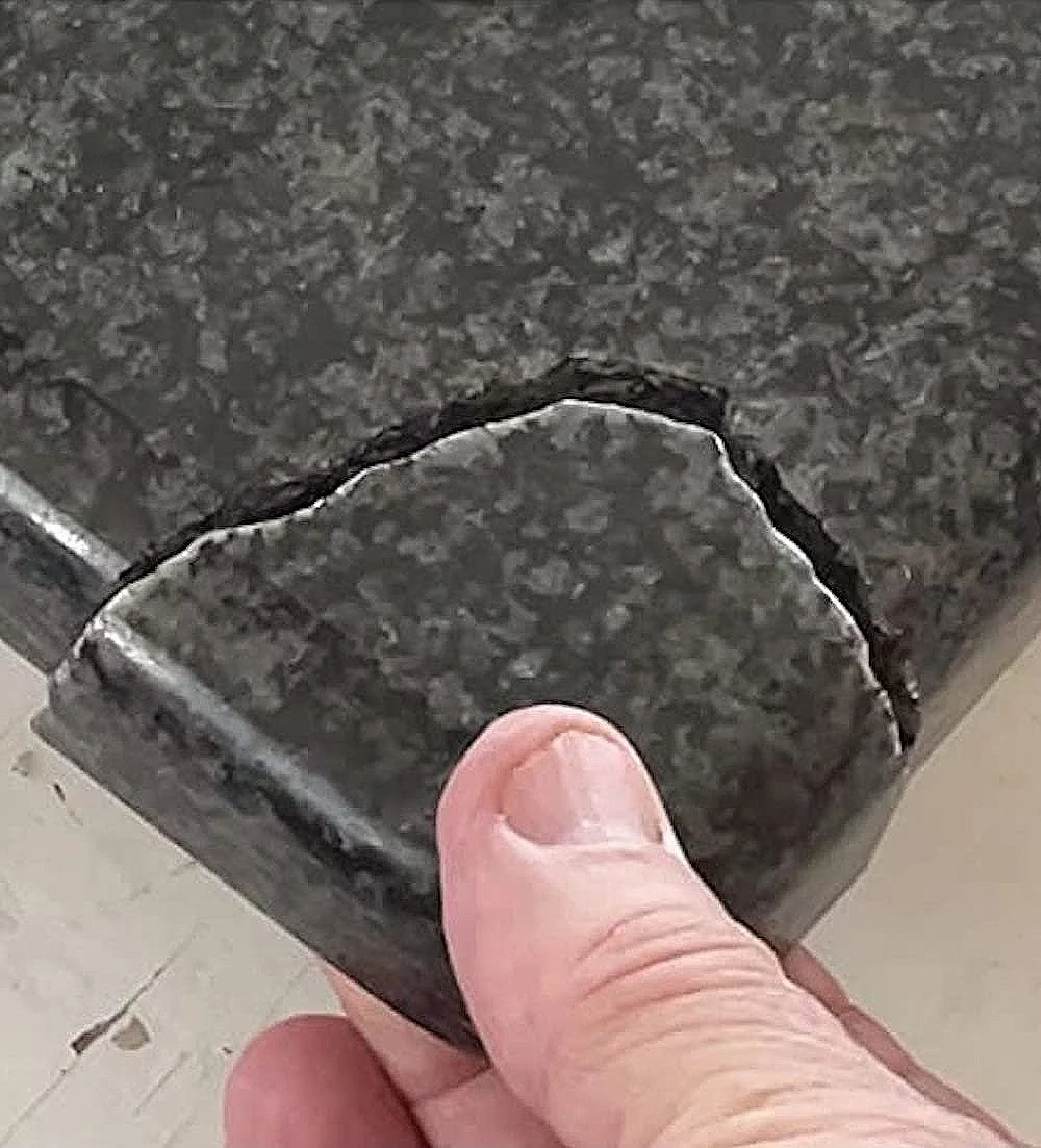 Broken Countertop 1.jpg