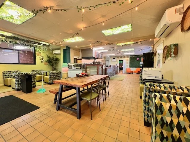 INSIDE TABLE 18 Cafe