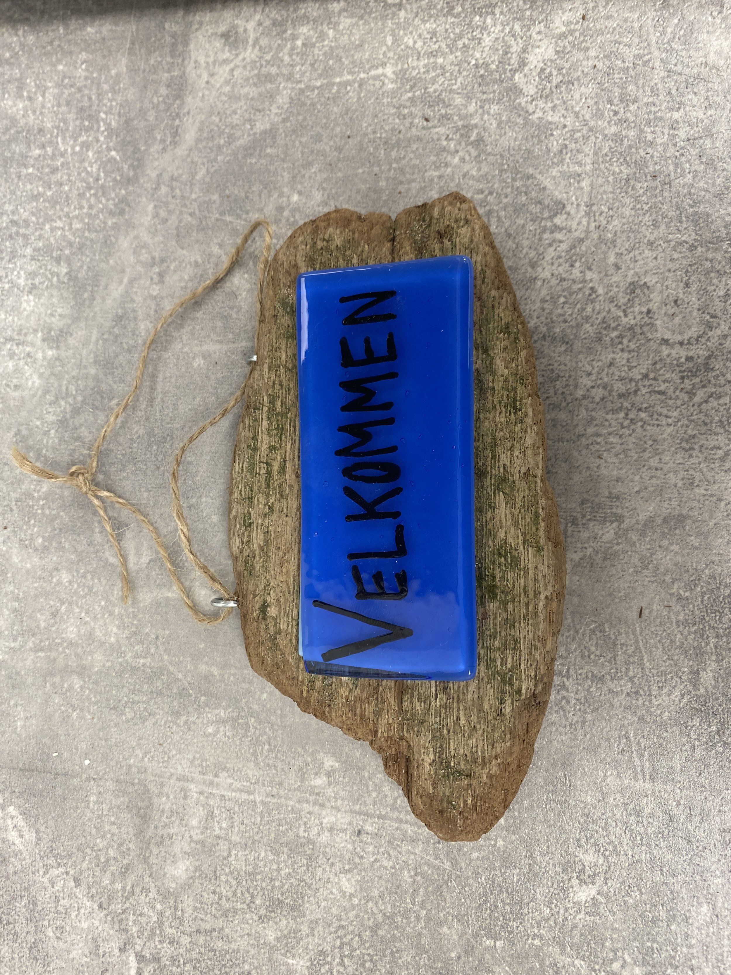 “Blåt velkommen skilt”