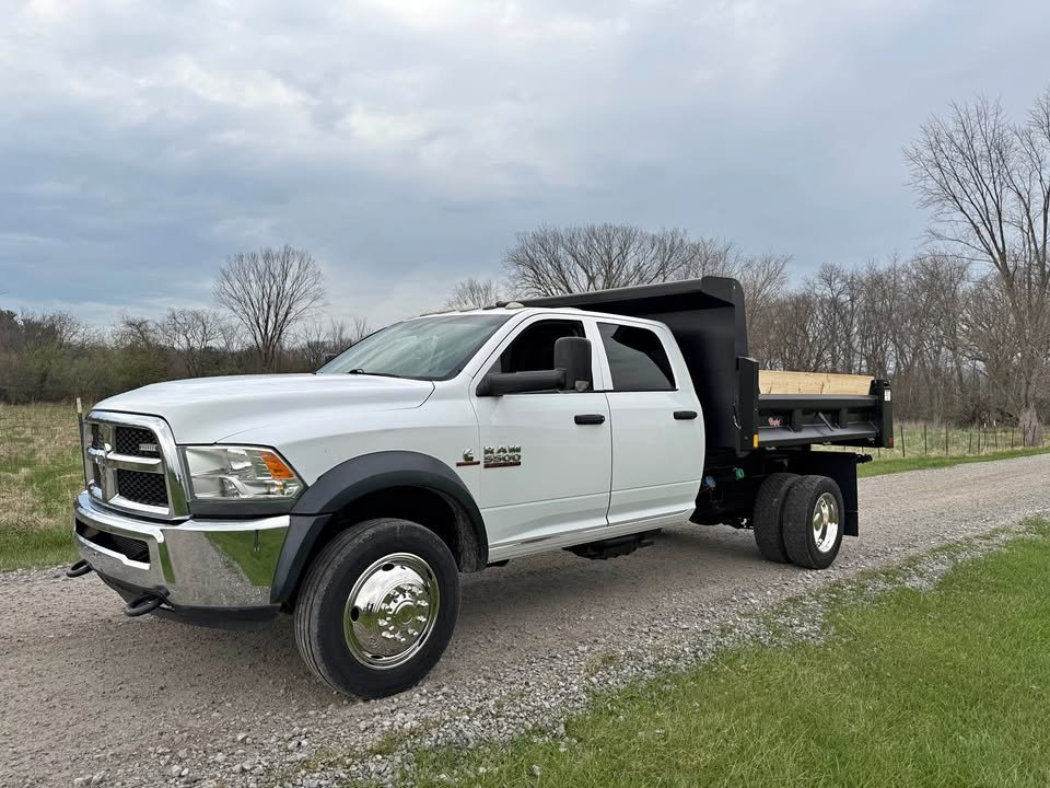 2016 Ram 5500 crew cab & chassis Tradesman Cab & Chassis 4D
