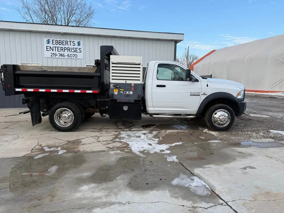 2017 Ram 5500 regular cab & chassis