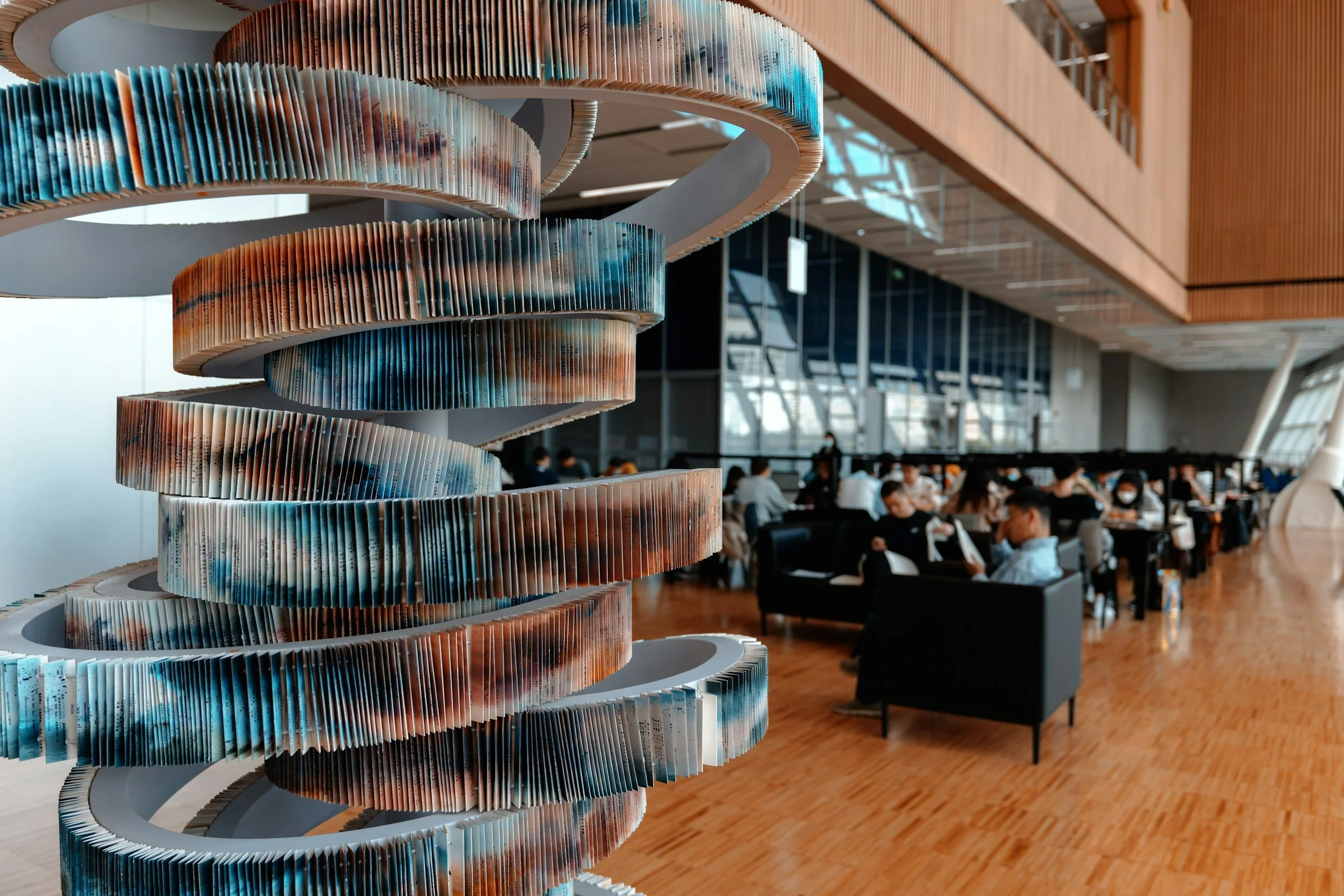 Readers, Givers and Pursuers