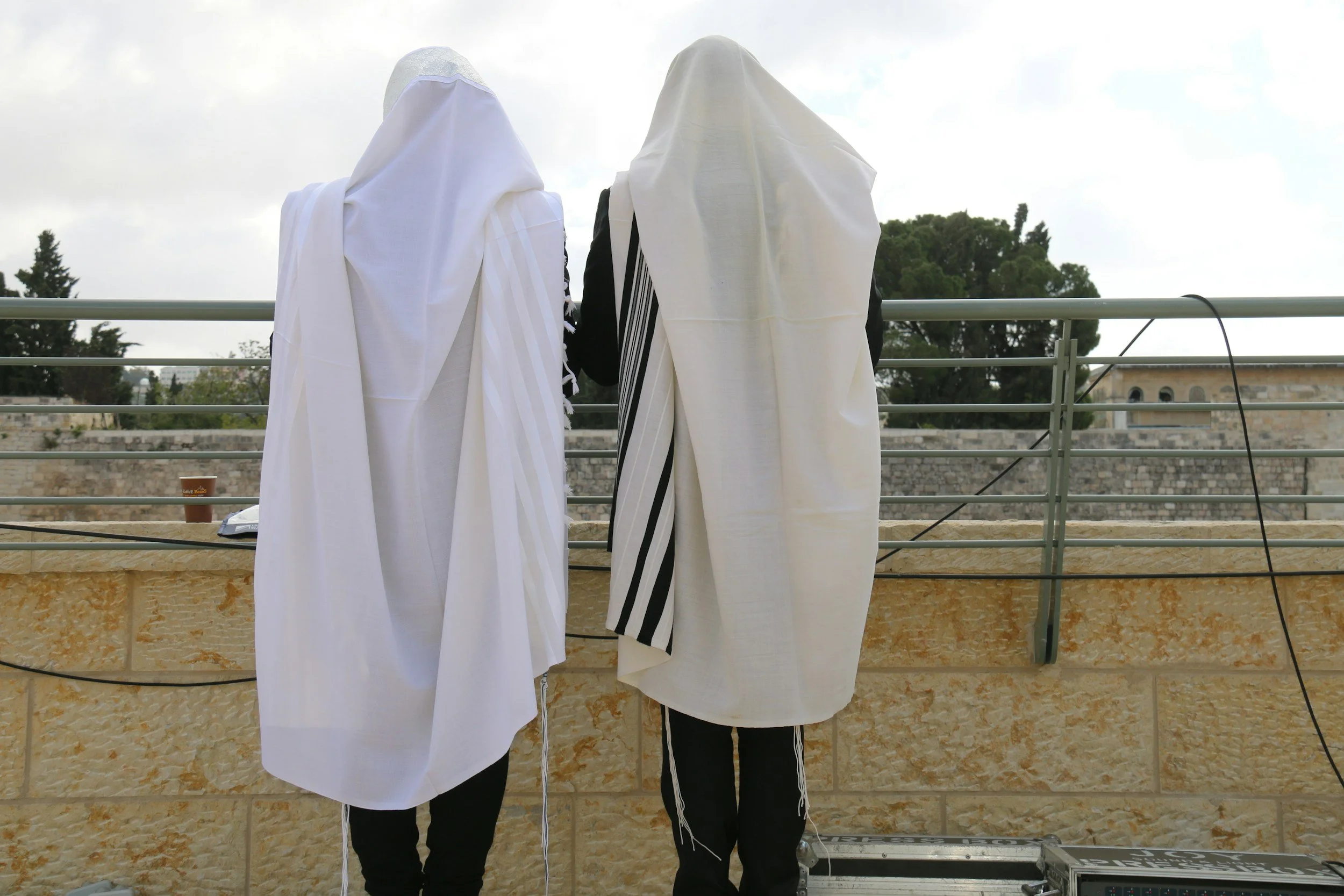 Kingdom of Priests with Tzit-Tzit Reminders to Live According to that Call