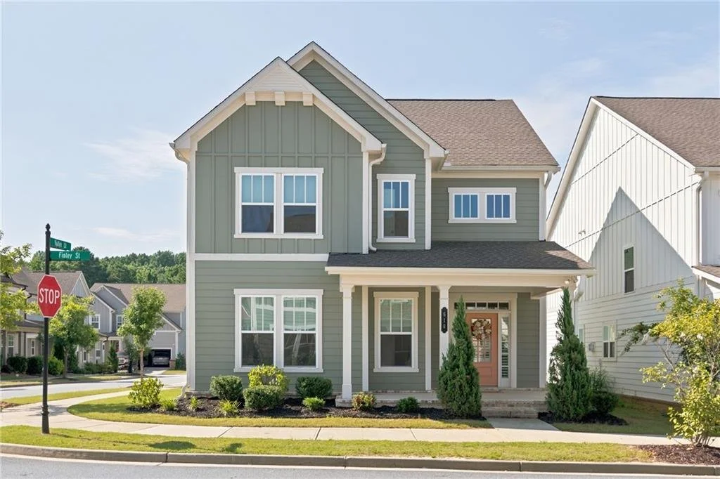 618 Finley Street Suwanee, Georgia 30024