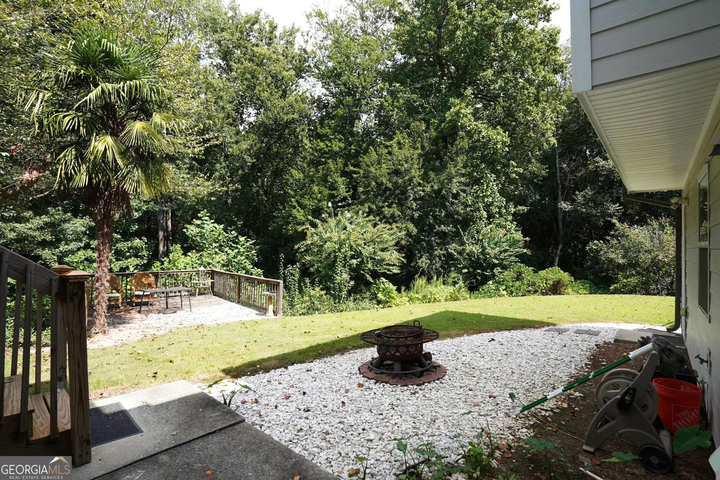 HD_1789579257189_BACKYARD4.jpg