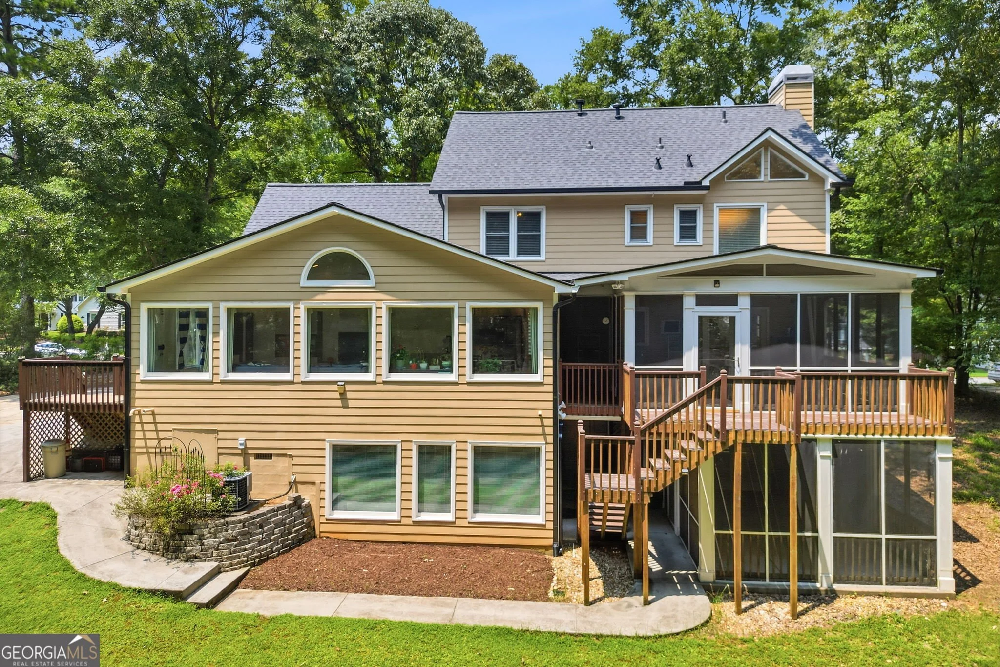 HD_1785528952729_54_web_or_mls_DJI_0039.jpg