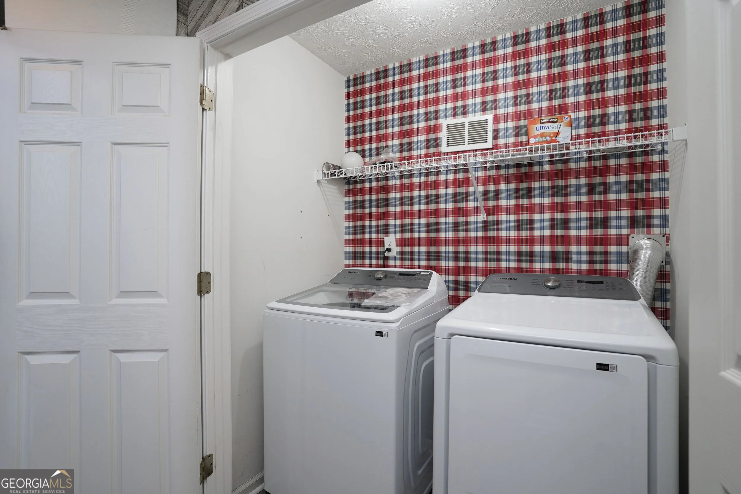 HD_1789579256895_BASEMENT_LAUNDRY_ROOM_.jpg