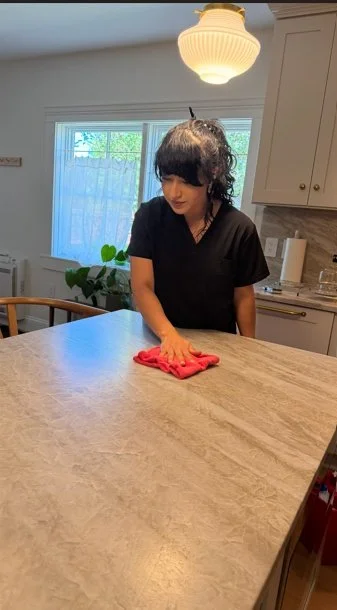 Kitchen Surface Cleaning
Counters and high-use kitchen surfaces receive careful attention between guest stays from our professional cleaners. 