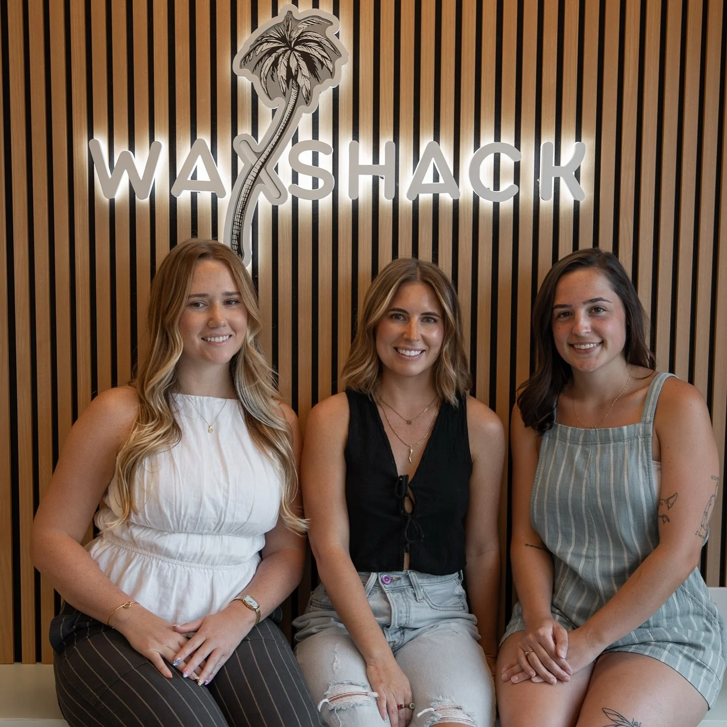 Happy national esthetican day 🐚 Appointments available online! 🔗 in bio 

#waxshack #getwaxed #nationalestheticianday #staugustine #supportlocal #smalbusiness #stjohnsmoms #spraytans #lashlift 

📍370 CBL Dr Suite 101 St. Augustine FL, 32086