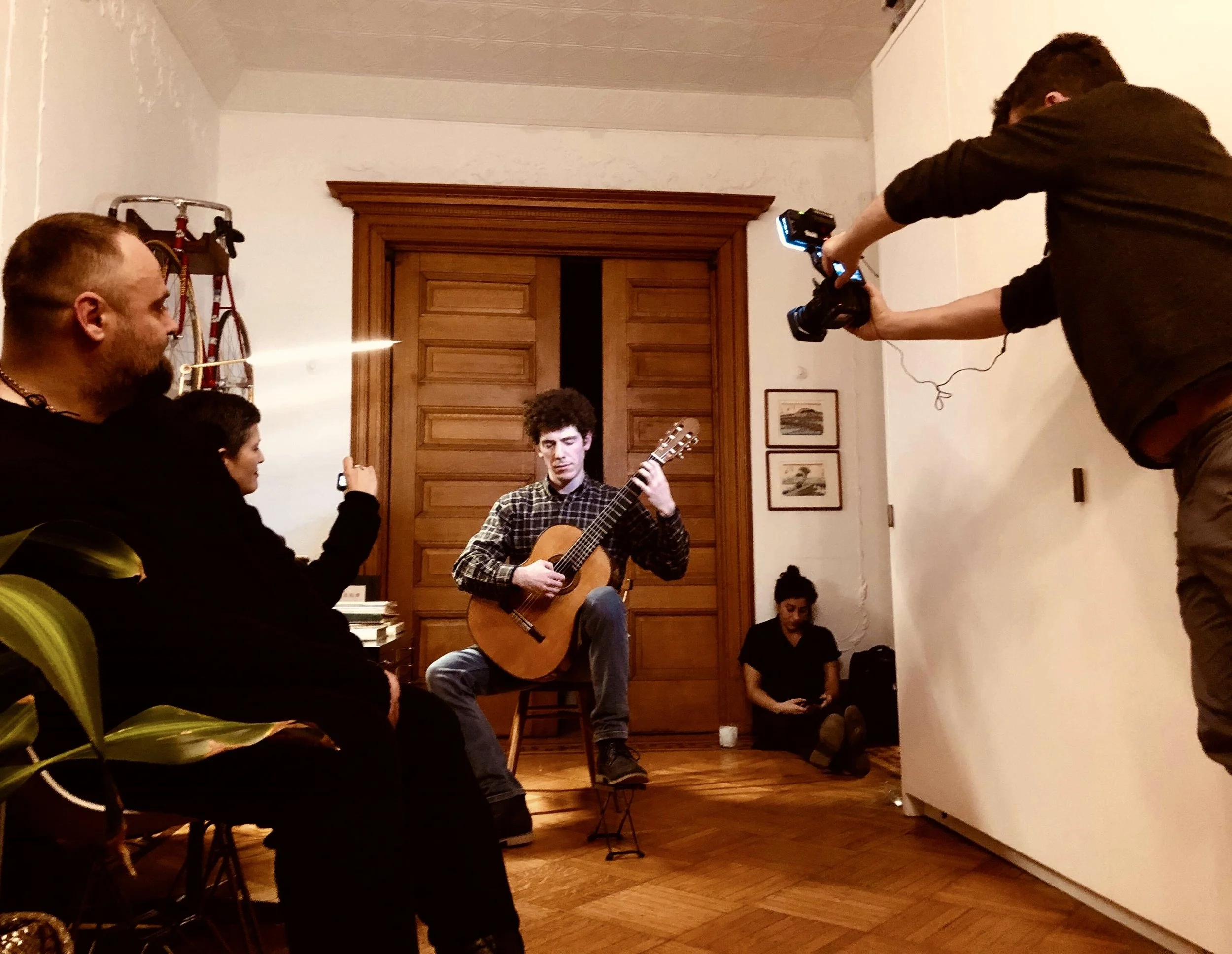 Recording a Groupmuse concert for Brazilian TV program "Domingo Espetacular," 2018
