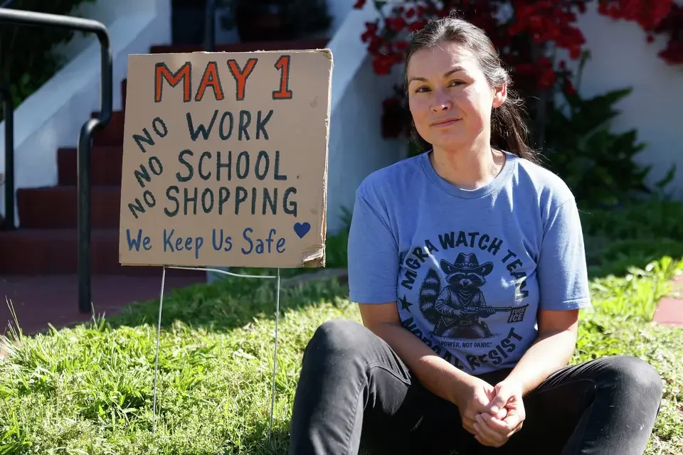 Bay Area neighbors are turning their blocks into Trump resistance networks