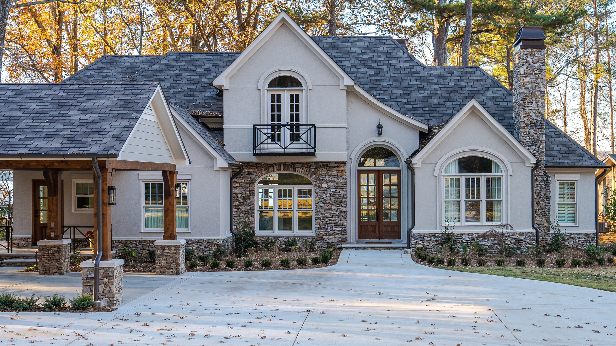 Willow Beach Exterior-2.jpg