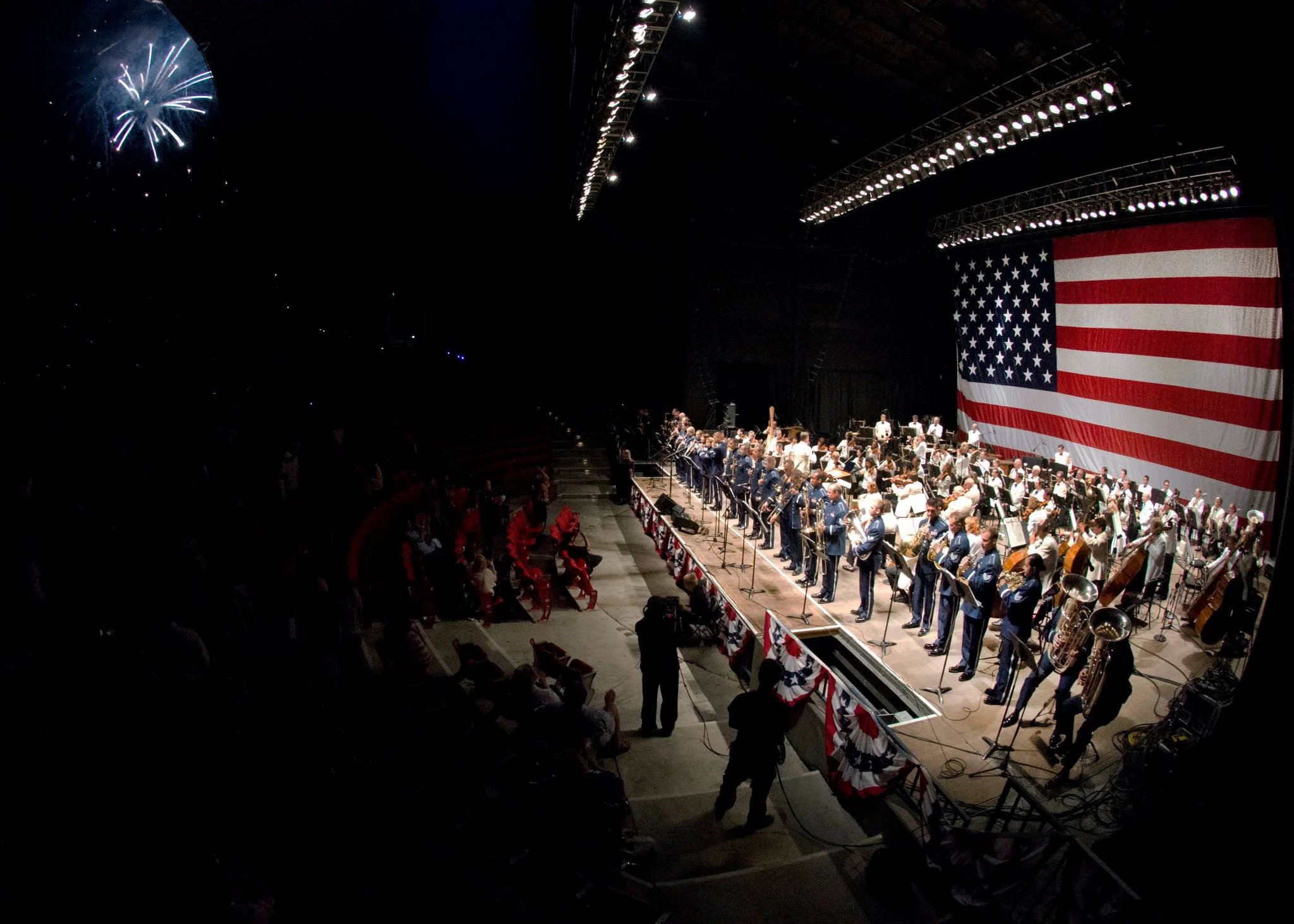 Photo of The U.S. Air Force Band of the Golden West with the  San Francisco Symphony at Shoreline Amphitheatre Mountain View, CA July 4th 2013