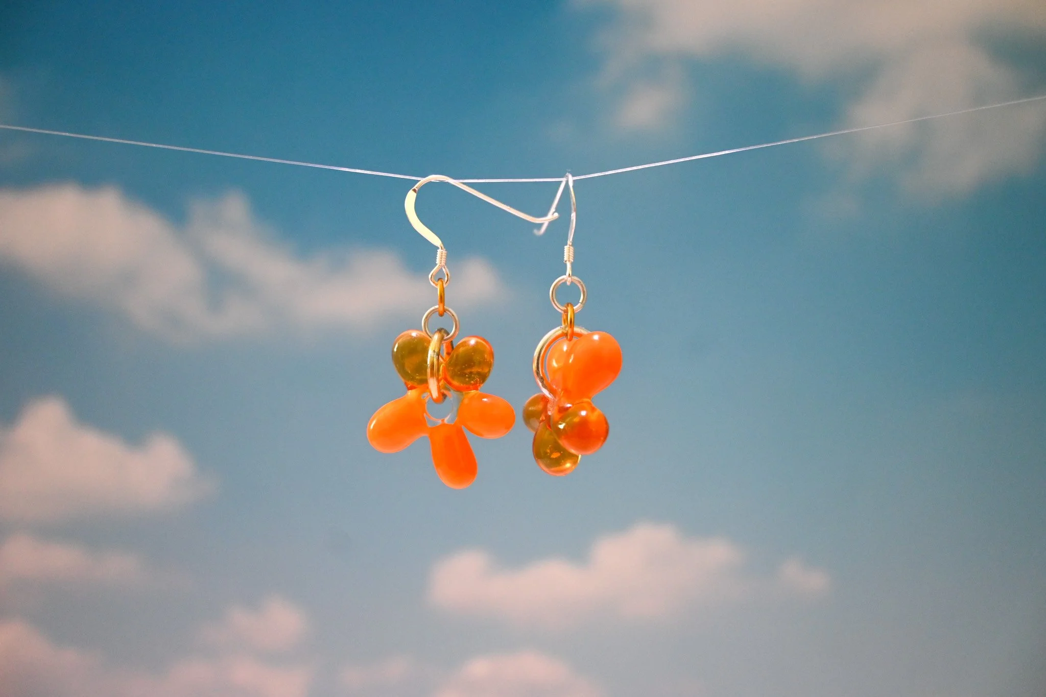 droopy daizies "marigold"