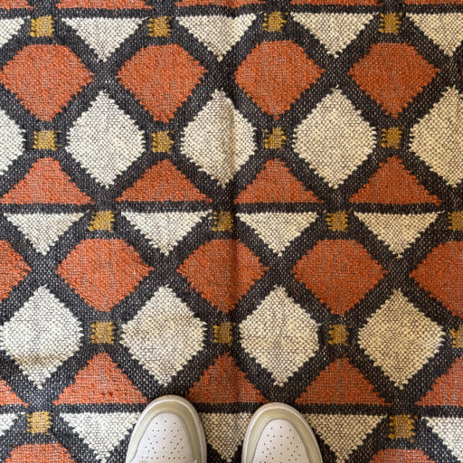 MOSAIC RUG - 244 × 305 cm