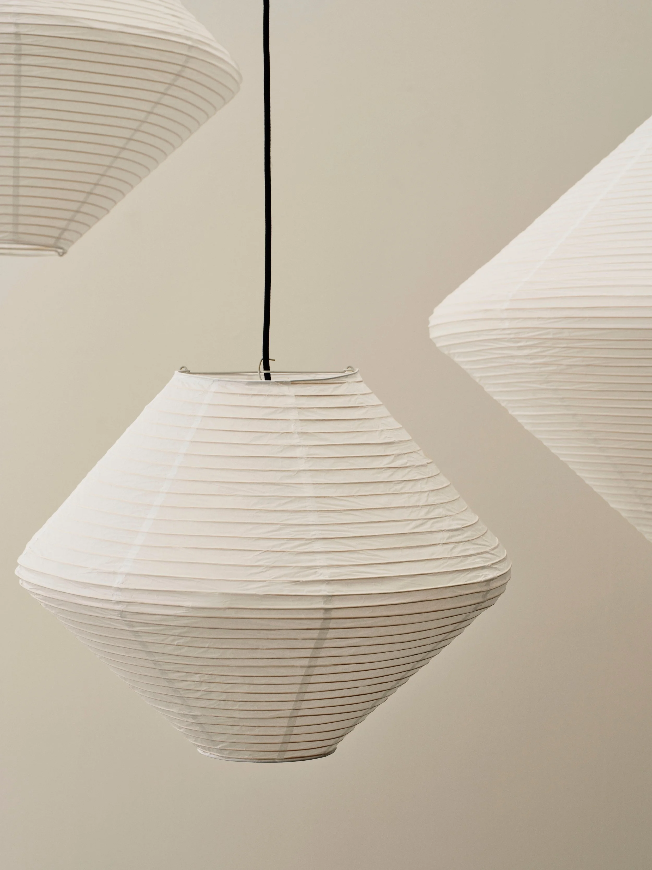Paper Shade Diamond family 04.jpg