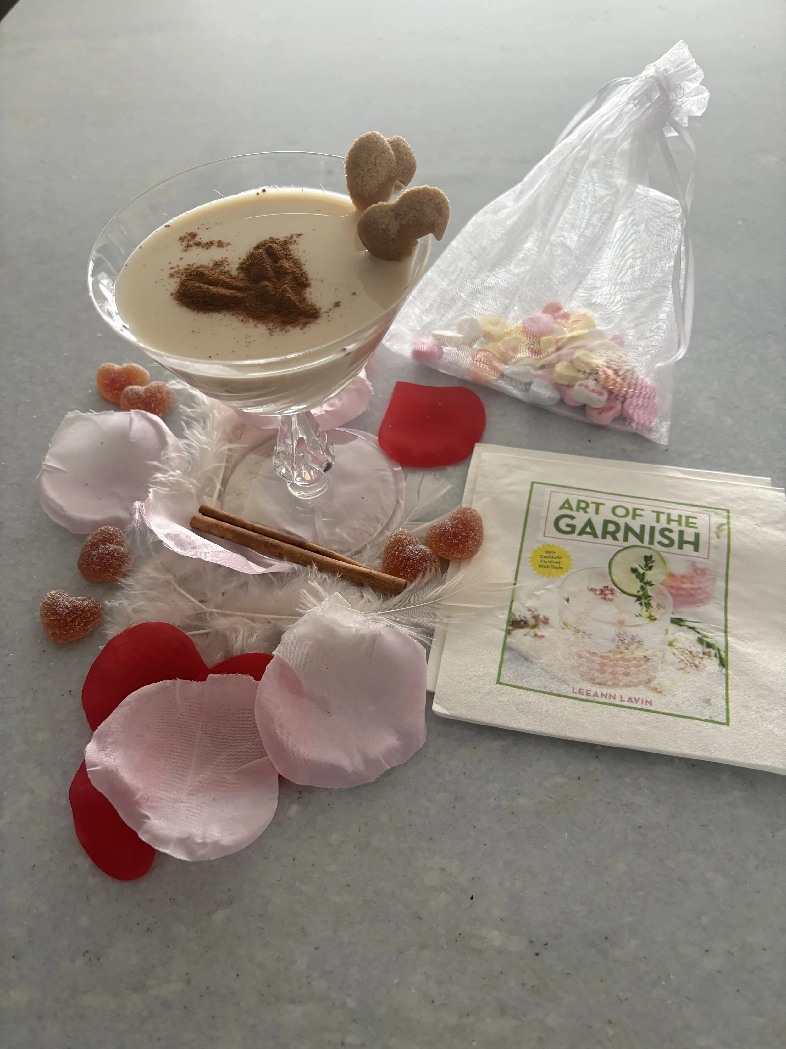 Love Potions and Candy Garnishes to Pour Your Heart Out to Lovers and Crushes &amp; You! 